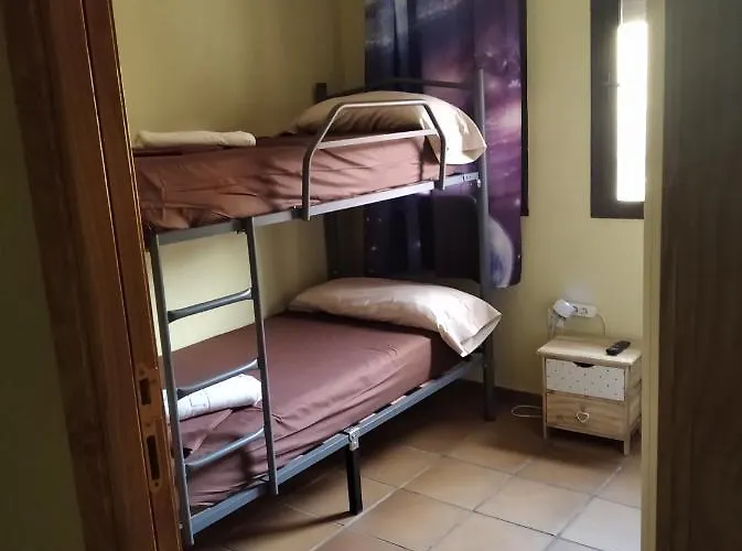 Santa Barbara Vandrarhem Aliaga